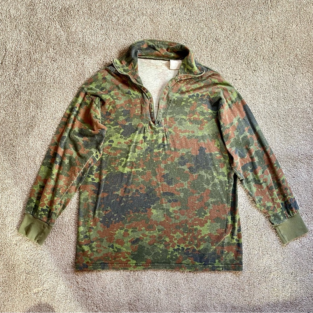 Vintage Camouflage Long Sleeve Zip-Up